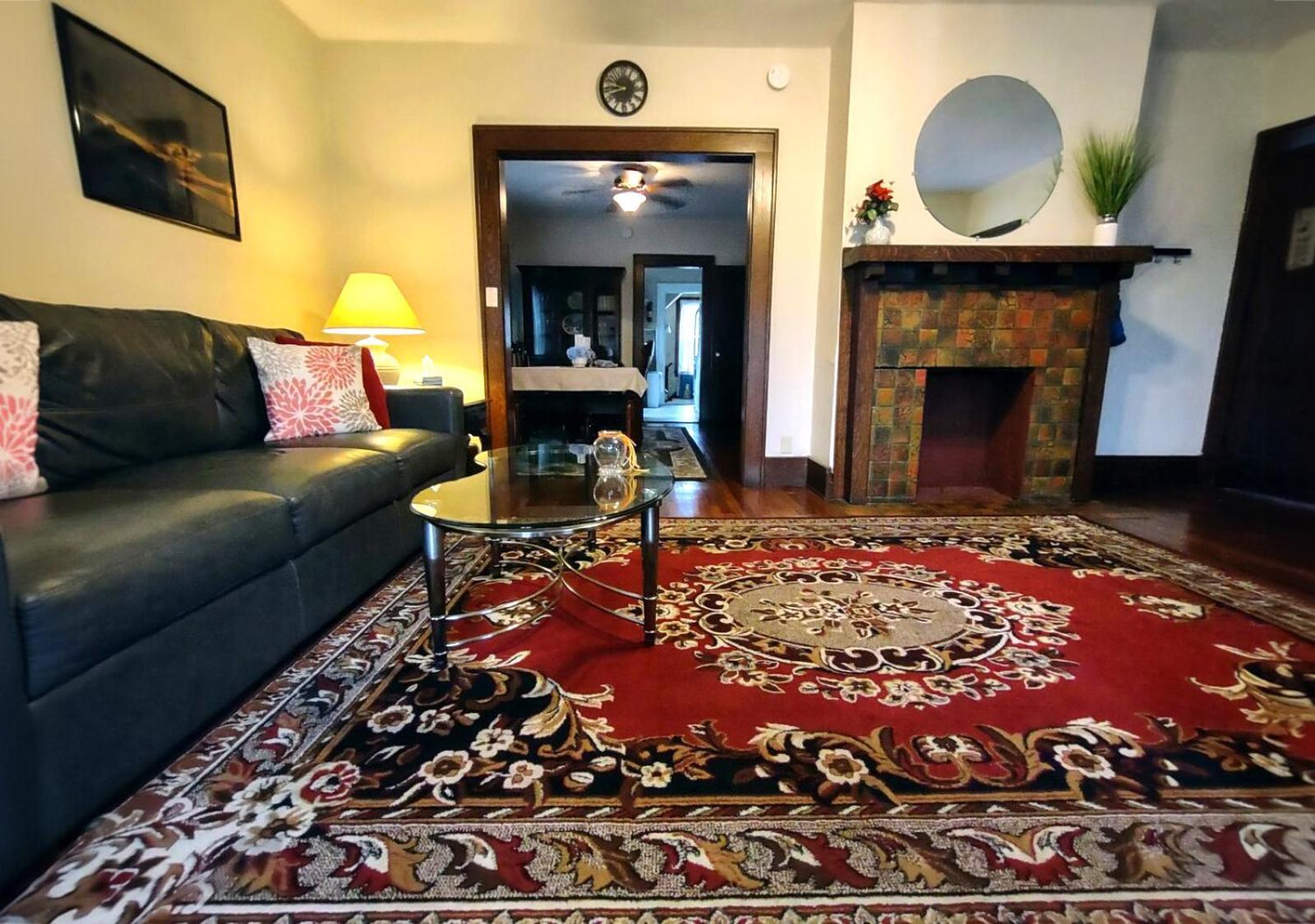 Spacious Frontier Park Apartment Erie Bagian luar foto