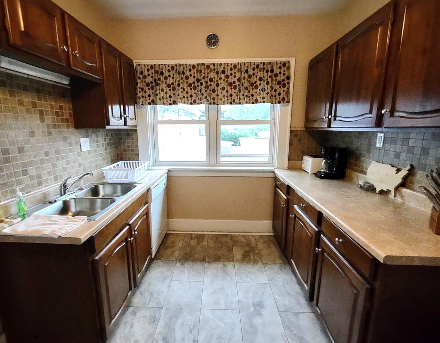 Spacious Frontier Park Apartment Erie Bagian luar foto