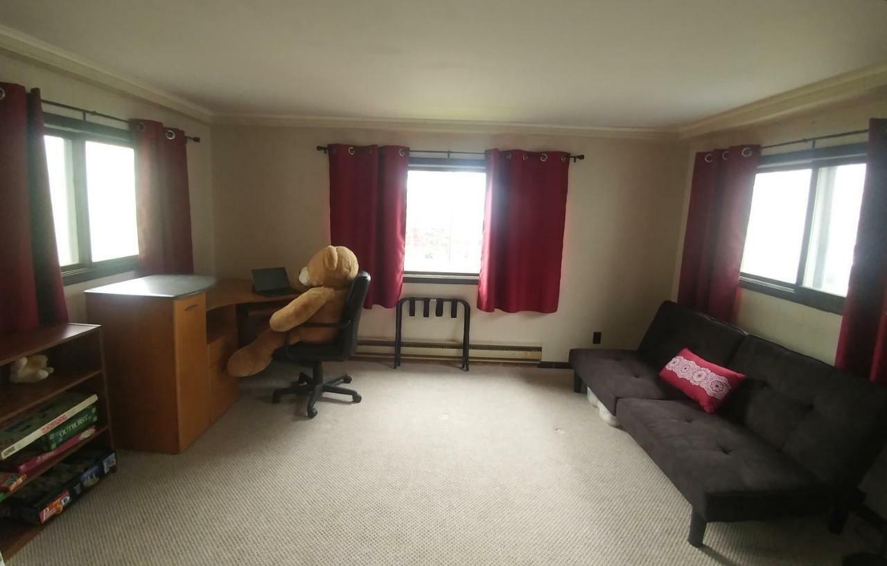 Spacious Frontier Park Apartment Erie Bagian luar foto
